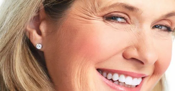 leading to sagging, wrinkles,