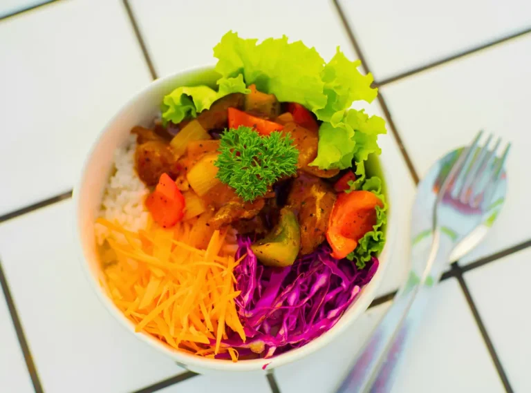 Nutrition to maintain muscle mass after menopause