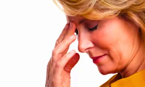 Navigating Hot Flashes: Tips for Menopausal Women